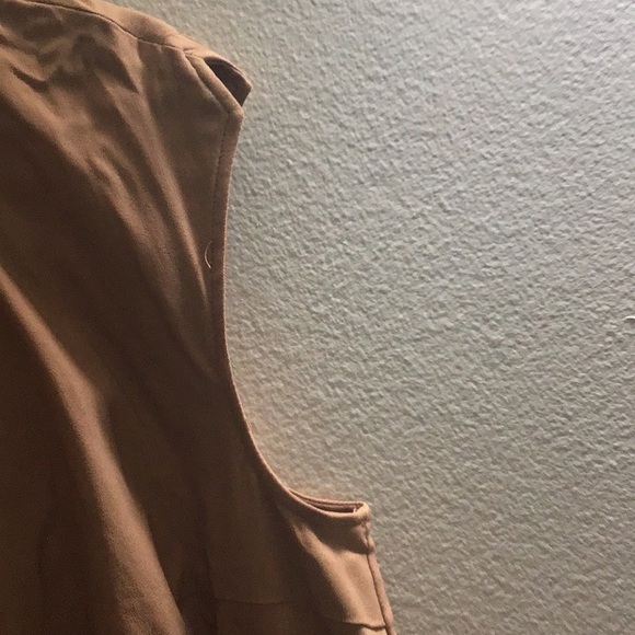 Dress - Picture 7 of 7